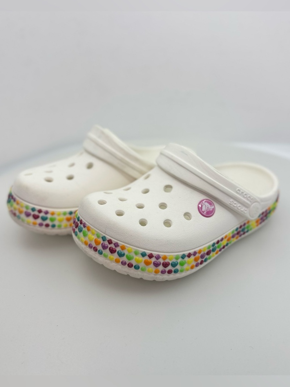 CROCS White Rainbow Kids with Multicolor Glitter Heart Trim size 1 youth girls - Picture 2 of 7